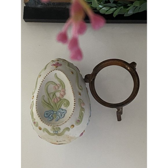 Cybis Floral Egg Franklin Mint Collectors Treasury with Stand 3" Vintage 1981 - Picture 8 of 16